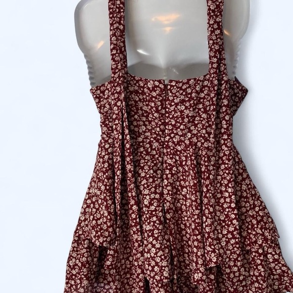 Burgundy and White Floral Dress MiAmi S - Picture 3 of 4